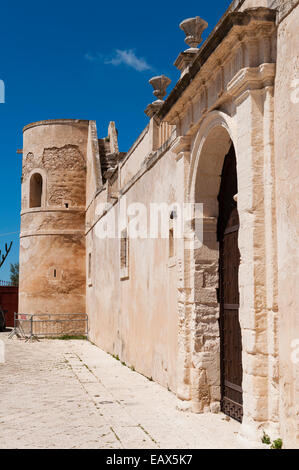 Il 14c castello di Donnafugata, vicino a Ragusa, Sicilia, Italia. Foto Stock