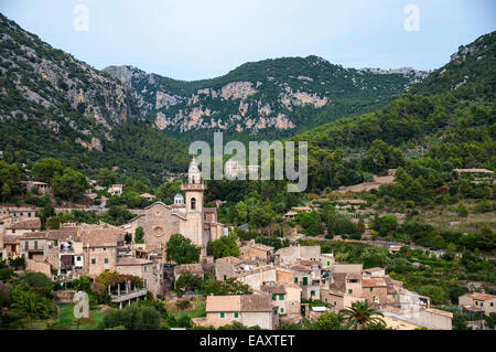 Valdemosa bellissimo villaggio sull'isola di Mallorca in Spagna Foto Stock