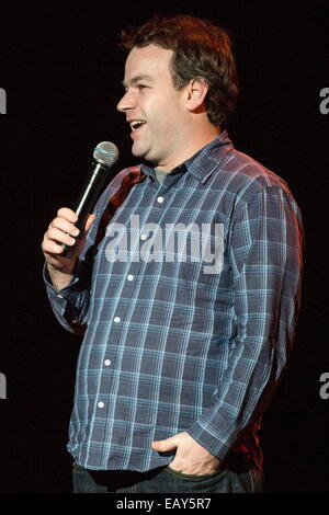 San Pietroburgo, Florida, Stati Uniti d'America. Xxi Nov, 2014. MIKE BIRBIGLIA esegue a Mahaffey Theatre. Credito: Brad Moore/ZUMA filo/ZUMAPRESS.com/Alamy Live News Foto Stock