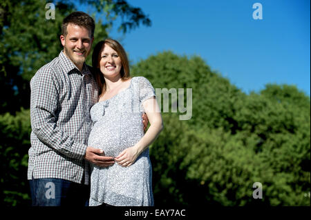 Giovane la gravidanza Foto Stock