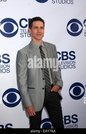 Televisione CBS Studios 'Summer soiree" presso il London Hotel in West Hollywood - Arrivi con: Brian Dietzen dove: West Hollywood, California, Stati Uniti quando: 19 Maggio 2014 Foto Stock