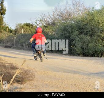 Pista di Motocross, il sogno di tutti i bambini. Foto Stock