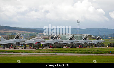 RAF n. 1 Squadron Eurofighter Typhoon FRG4s Home Base Lossiemouth, Moray Scozia. SCO 9176 Foto Stock