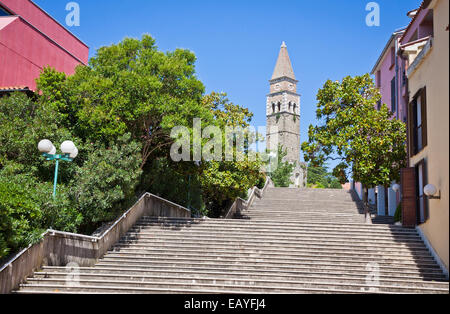 Torre di antico monastero San Barnardin, Portorose, Slovenia Foto Stock