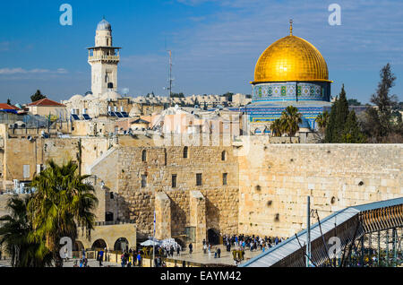 Gerusalemme, Israele Città Vecchia cityscape presso la Montagna del Tempio e Cupola della roccia. Foto Stock