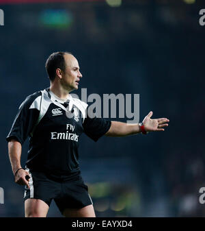 Londra, Regno Unito. 22 Novembre, 2014. Autunno internazionali. Tra Inghilterra e Samoa. arbitro Jaco Peyper Credito: Azione Sport Plus/Alamy Live News Foto Stock