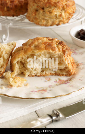 Focaccine di formaggio una gustosa varietà di più dolce tradizionale scone Foto Stock