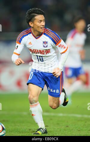 Ajinomoto Stadium, Tokyo, Giappone. 22 Novembre, 2014. Atomu Tanaka (Albirex), 22 novembre 2014 - Calcetto : 2014 J.League Division 1 tra F.C. Tokyo 1-3 Albirex Niigata a Ajinomoto Stadium, Tokyo, Giappone. © YUTAKA AFLO/sport/Alamy Live News Foto Stock