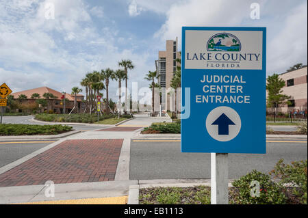 Giudiziarie Centro Tavares Lake County, Florida USA segno di ingresso Foto Stock