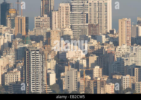 Beirut, Libano. Il 25 novembre 2014. Beirut la capitale araba del Libano è coperto di sole mattutino Credito: amer ghazzal/Alamy Live News Foto Stock