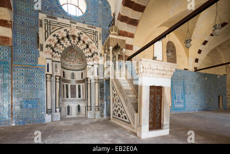 L'Egitto, al Cairo, la Moschea di Aqsunqur, mihrab e parete qibla Foto Stock