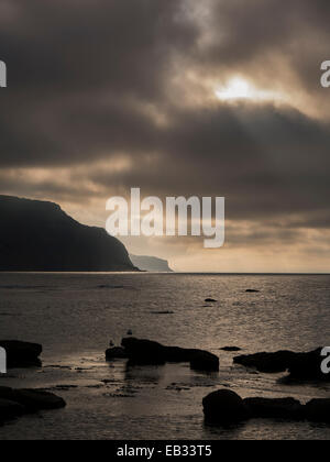 Cielo tempestoso Boulby scogliere, North Yorkshire Costa del patrimonio Foto Stock