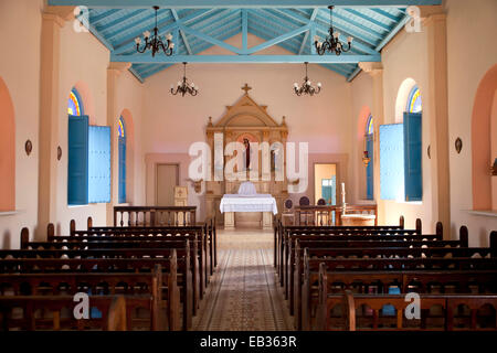 Interno della chiesa nel villaggio di Vinales, Viñales Pinar del Río Provincia, Cuba Foto Stock