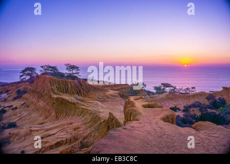 Tramonto da Broken Hill si affaccia sulla Torrey Pines state Reserve, San Diego, California, Stati Uniti Foto Stock