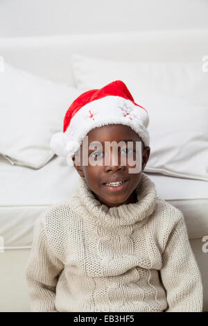 Ritratto di uomo con cappello di Natale Foto Stock