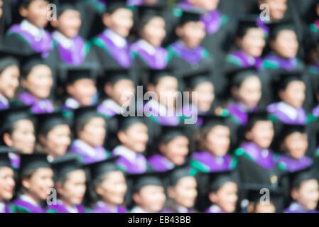 Colpo di graduazione tappi durante l'avvio. L'immagine è sfocata per utilizzare come sfondo. Foto Stock