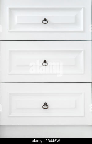 Vintage cabinet in legno con cassetto Foto Stock