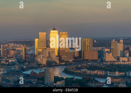 Canary Wharf, HSBC, Citigroup, Isle of Dogs, Pan penisola (1 Millharbor), il fiume Tamigi Londra Foto Stock