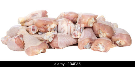 Il pollo crudo gambe su sfondo bianco isolato Foto Stock