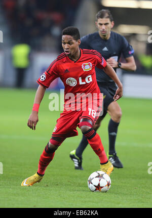 Leverkusen, Germania. 26 Nov, 2014. Champions League, Bayer 04 Leverkusen vs come Monaco. Wendell di Leverkusen controlla la palla. Credito: Juergen schwarz/Alamy Live News Foto Stock