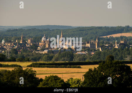 La dreaming spires di Oxford University visto dal Hinksey Hill Foto Stock