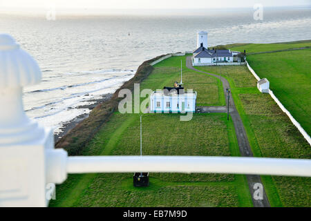 Marinescape costiere guardando verso ovest da Nash Point Lighthouse in South Glamorgan, Wales, Regno Unito Foto Stock