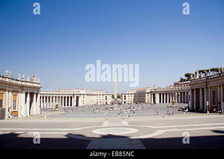 San Pietro in Vaticano Square, Città del Vaticano, Italia Foto Stock