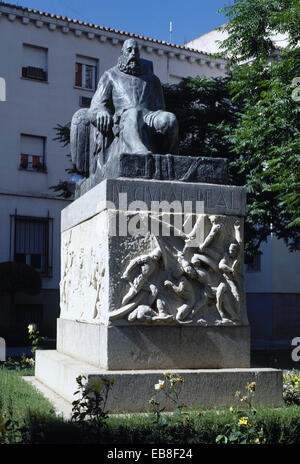 Miguel de Cervantes (1547-1616). Lo scrittore spagnolo. Monumento eretto da Felipe Garcia Coronado (1902-1937). Ciudad Real. Spagna. Foto Stock