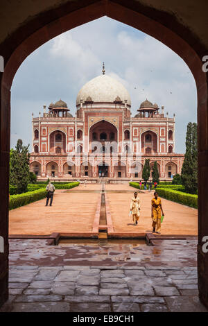 La tomba di Humayun è un complesso di edifici di architettura di Mughal costruito come imperatore Mughal la tomba di Humayun Foto Stock