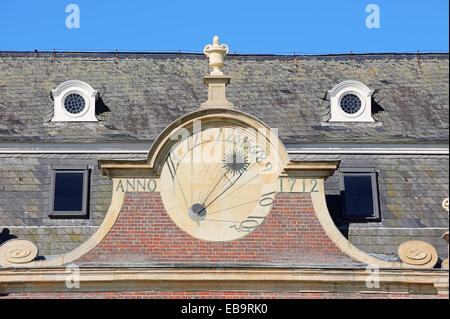 Meridiana, Schloss Nordkirchen palace, un barocco Castello moated accomodante Fachhochschule für Finanzen NRW university Foto Stock