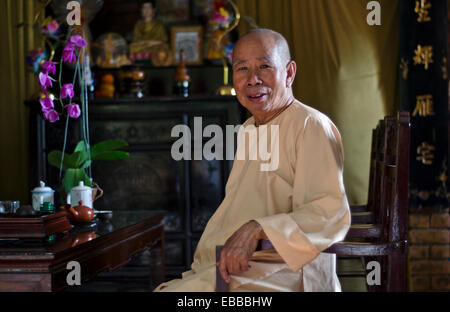 Senior Monaco ,Thien Mu Pagoda,Hue ,Vietnam Foto Stock