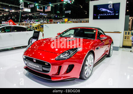 Nonthaburi, Tailandia. 28 Novembre, 2014. Jaguar F-tipo auto sul display in Thailandia International Motor Expo 2014 il 28 novembre 2014 a Nonthaburi, Tailandia. Credito: Chatchai Somwat/Alamy Live News Foto Stock