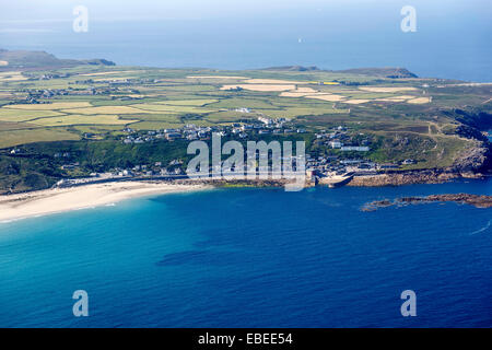 Sennen Cove visto dall'aria. Foto Stock