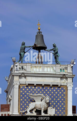 Venezia San Marco Torre dell Orologio da Piazza Foto Stock