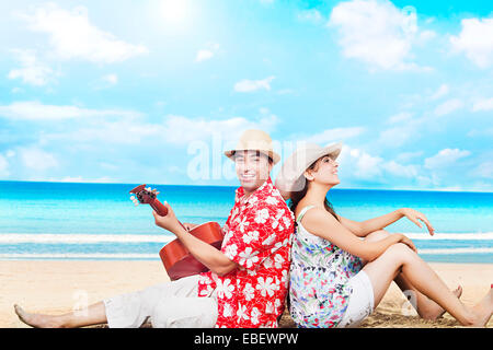 Indian coppia sposata beach romanticismo Foto Stock