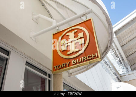 Orlando Florida,Premium Outlets,shopping shopper shopper shopping negozi mercati di mercato di vendita di acquisto, negozi al dettaglio negozi business business Foto Stock