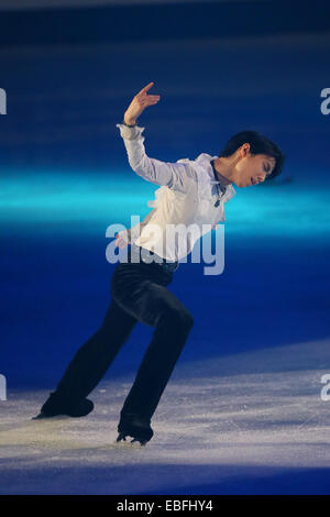 Osaka, Giappone. 30 Novembre, 2014. Yuzuru Hanyu (JPN) Pattinaggio di Figura : ISU Grand Prix di Pattinaggio di figura 2014 NHK Trophy mostra di Gala a cupola Namihaya di Osaka in Giappone . © AFLO/Alamy Live News Foto Stock