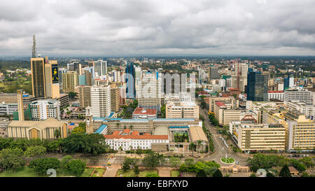Il quartiere centrale degli affari di Nairobi vista dal tetto di Kenyatta International Conference Centre (Kicc) Foto Stock