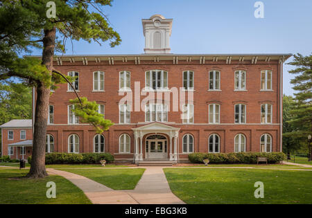 Il vecchio sulla principale Iowa Wesleyan College campus. Mount Pleasant, Iowa. Foto Stock