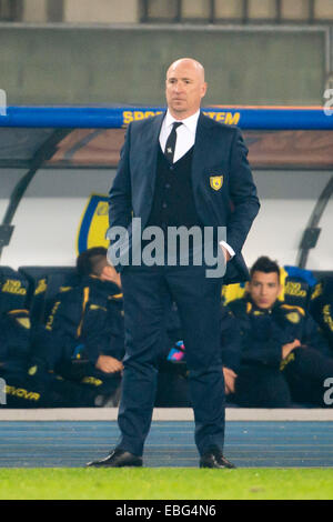 Verona, Italia. 29 Nov, 2014. Rolando Maran (Catania) Calcio/Calcetto : Italiano 'Serie A' match tra Chievo Verona 0-1 SS Lazio allo Stadio Marc'Antonio Bentegodi a Verona, Italia . © Maurizio Borsari/AFLO/Alamy Live News Foto Stock