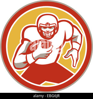 Illustrazione di un american football gridiron player running back con sfera rivolta verso il lato anteriore impostato all'interno del cerchio fatto in stile retrò. Foto Stock