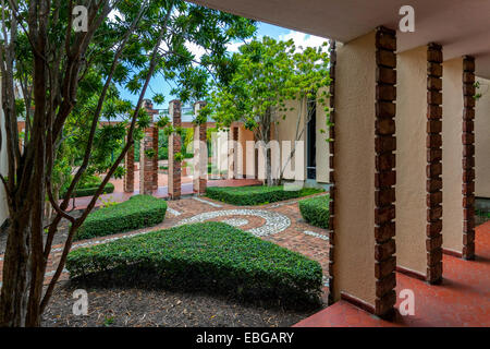 Edificio del museo al Jardin Botanico Nazionale di 'Dr. Rafael María Mosoco', Giardino Botanico Nazionale, Santo Domingo, isola di Hispa Foto Stock