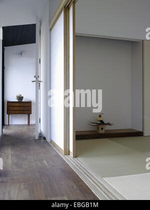 Contemporanea sala tatami in una casa giapponese Foto Stock