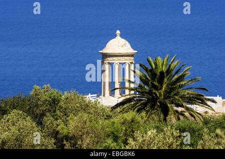 Padiglione sul litorale della Cala de Sa Costa Brava, Deia, Maiorca, isole Baleari, Spagna Foto Stock