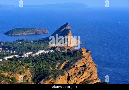 Il bec de l'Aigle presso la costa rocciosa del Calanques, Francia Provenza, Calanques National Park, Marseille Cassis La Ciotat Foto Stock