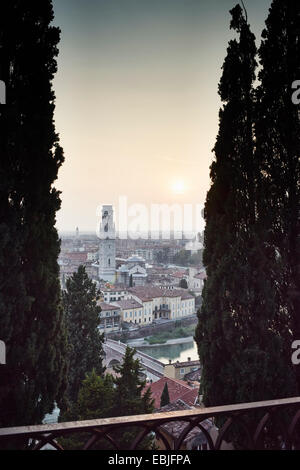 Vista in elevazione di Verona, Italia Foto Stock