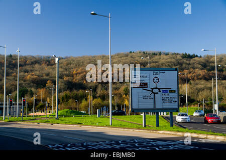 Alla rotatoria e Leckwith boschi, Leckwith, Cardiff. Foto Stock