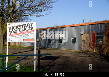 Agire competenze accademia, Hadfield Road, Cardiff, Galles, UK. Foto Stock