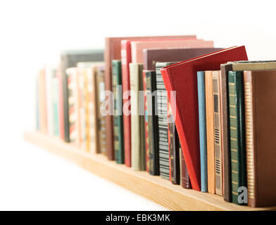 I libri in una fila. Profondità di campo. Foto Stock