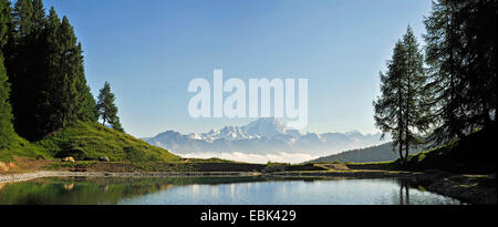 Vista panoramica dal Lago Verde a Mont Blanc, Francia, Savoie, Parco Nazionale della Vanoise, La Plagne Foto Stock